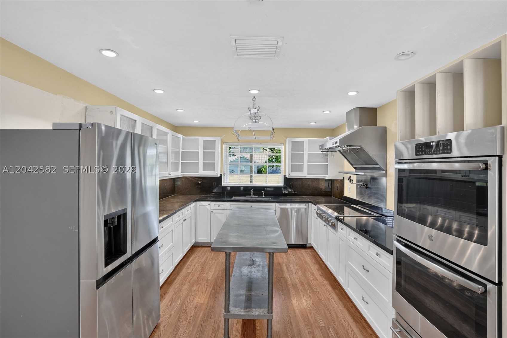 1728 NW 20th St, Homestead FL 33030