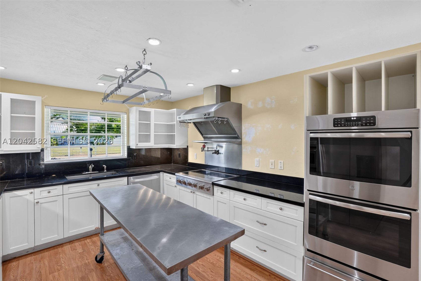 1728 NW 20th St, Homestead FL 33030