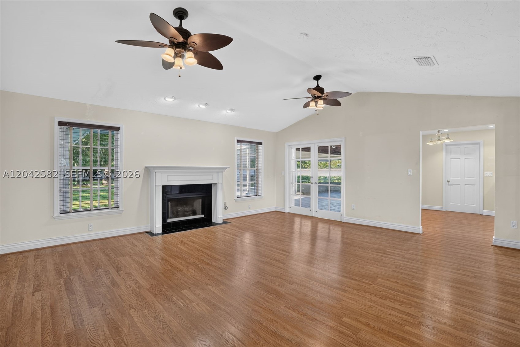1728 NW 20th St, Homestead FL 33030