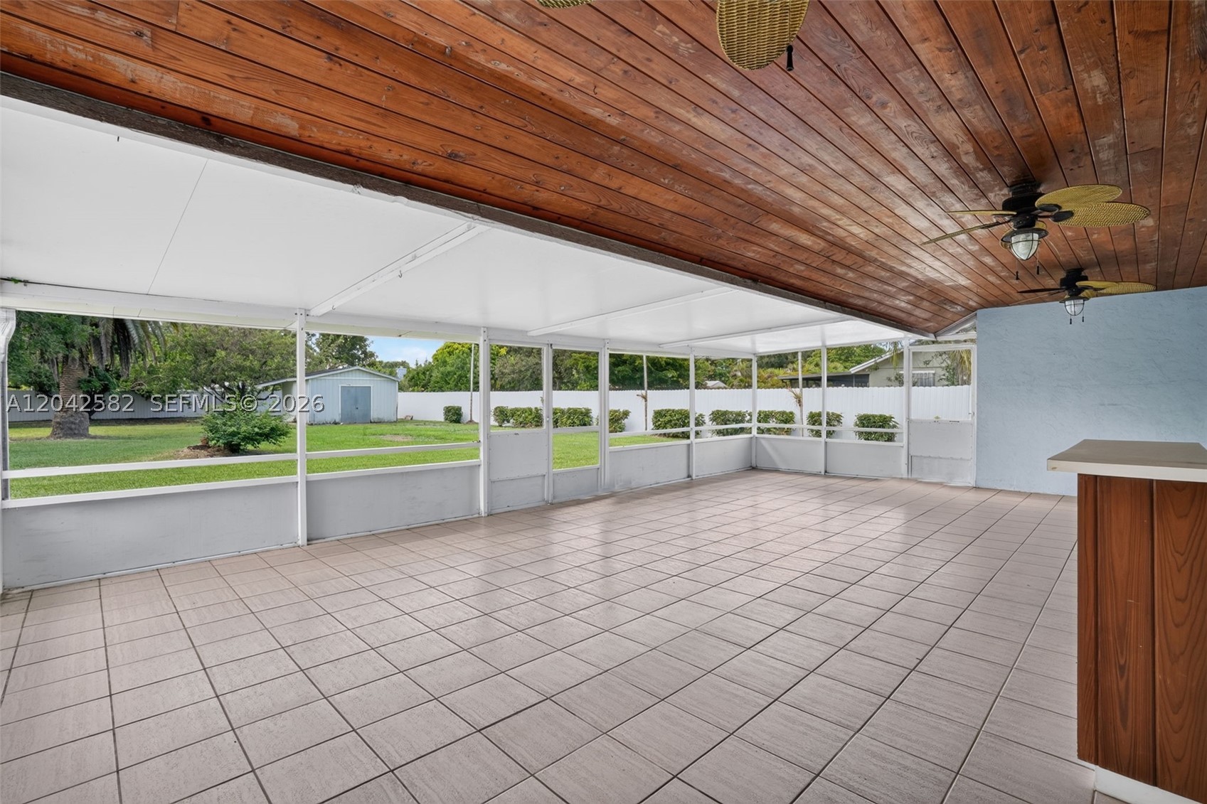 1728 NW 20th St, Homestead FL 33030