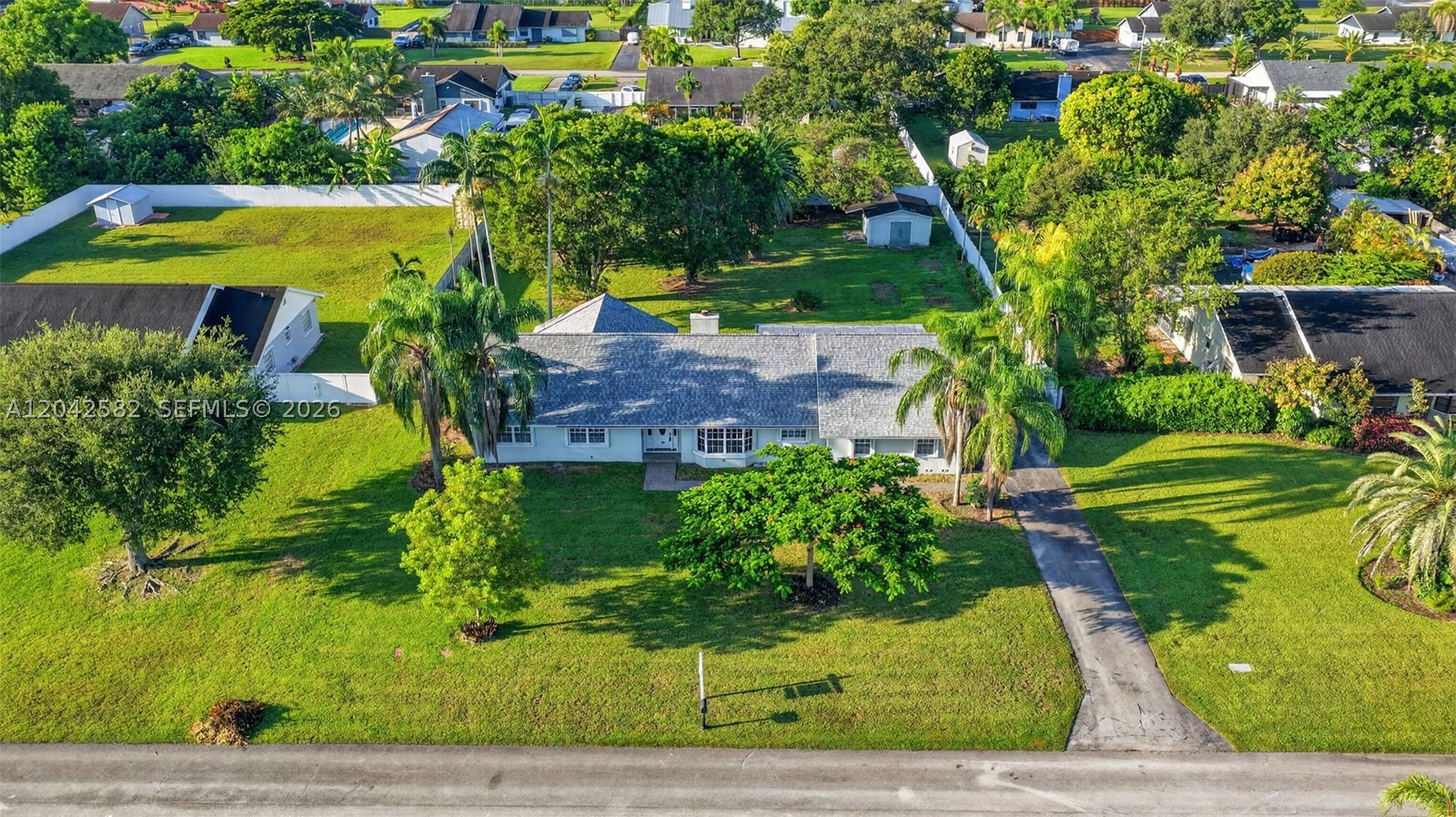 1728 NW 20th St, Homestead FL 33030