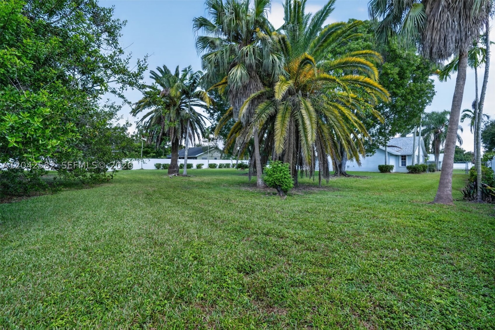 1728 NW 20th St, Homestead FL 33030