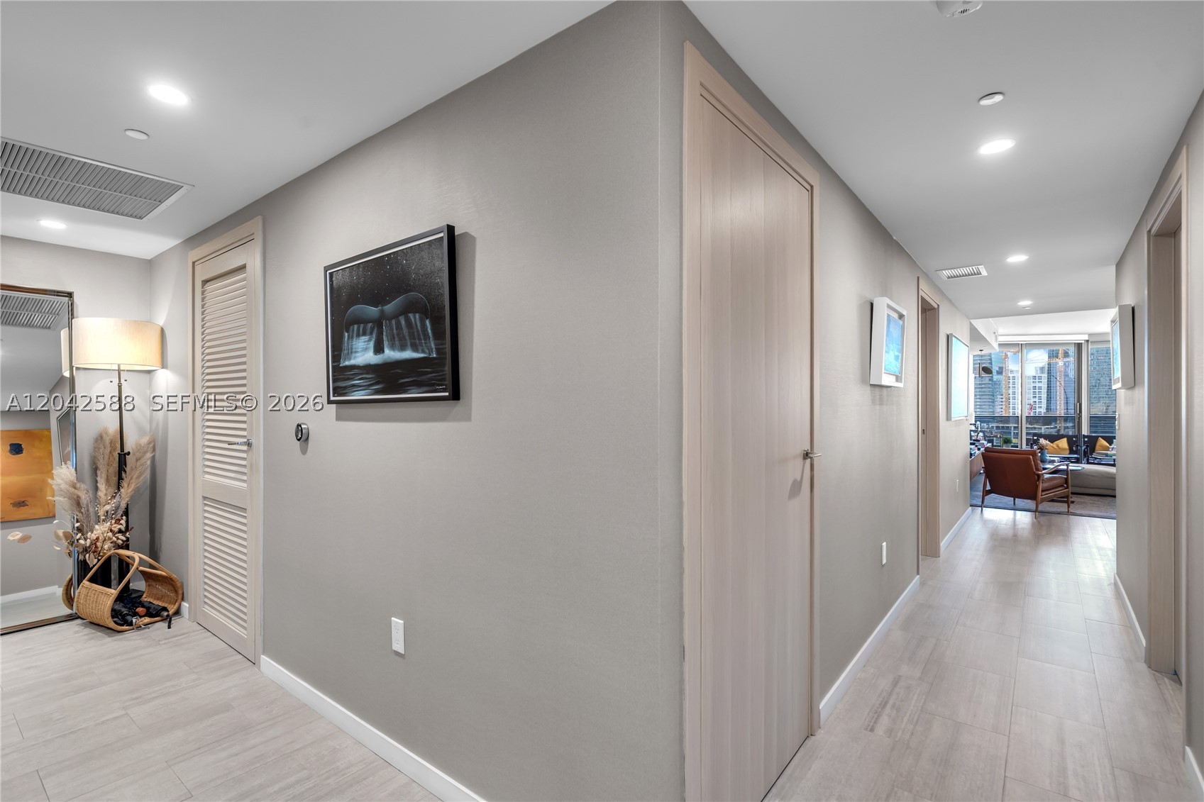 1000 Brickell Plz #2402, Miami FL 33131