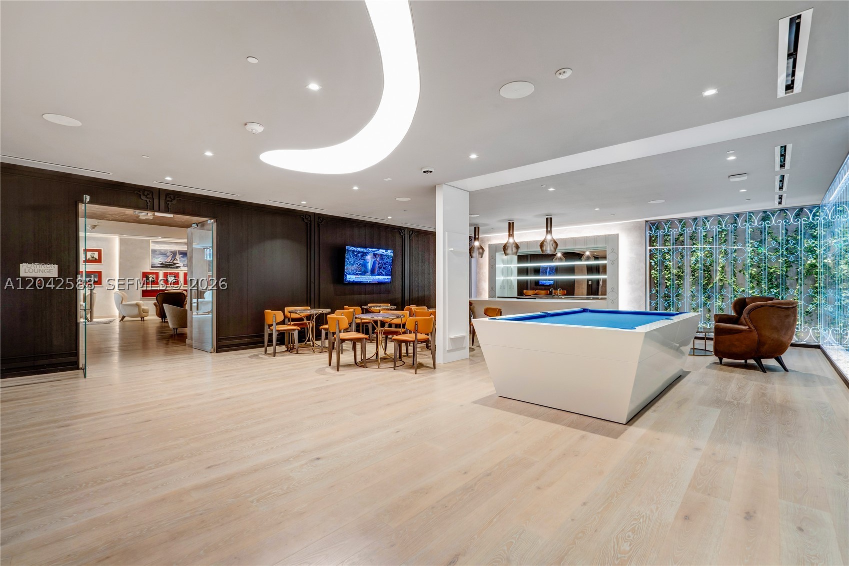 1000 Brickell Plz #2402, Miami FL 33131