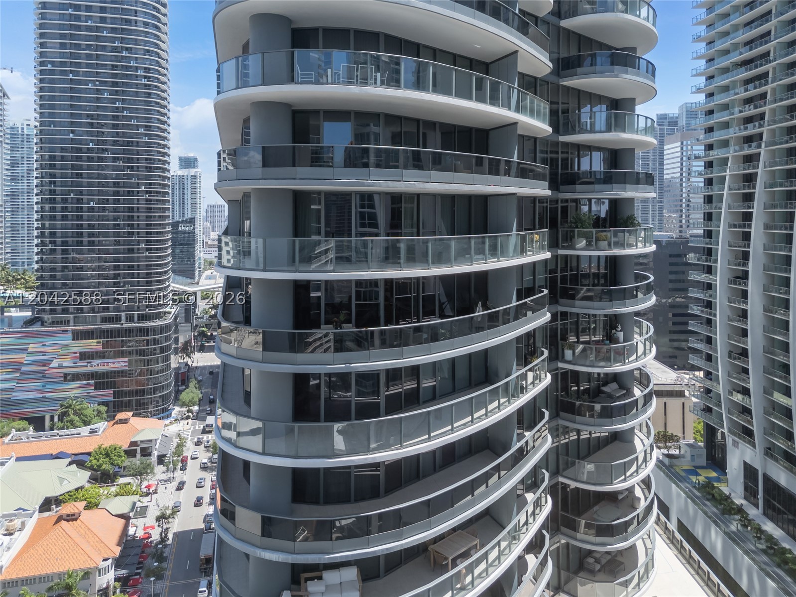 1000 Brickell Plz #2402, Miami FL 33131