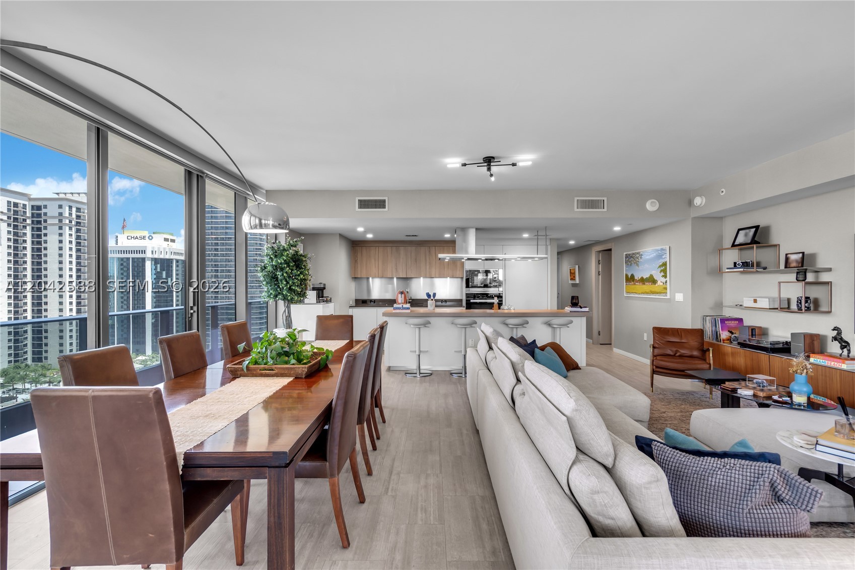 1000 Brickell Plz #2402, Miami FL 33131