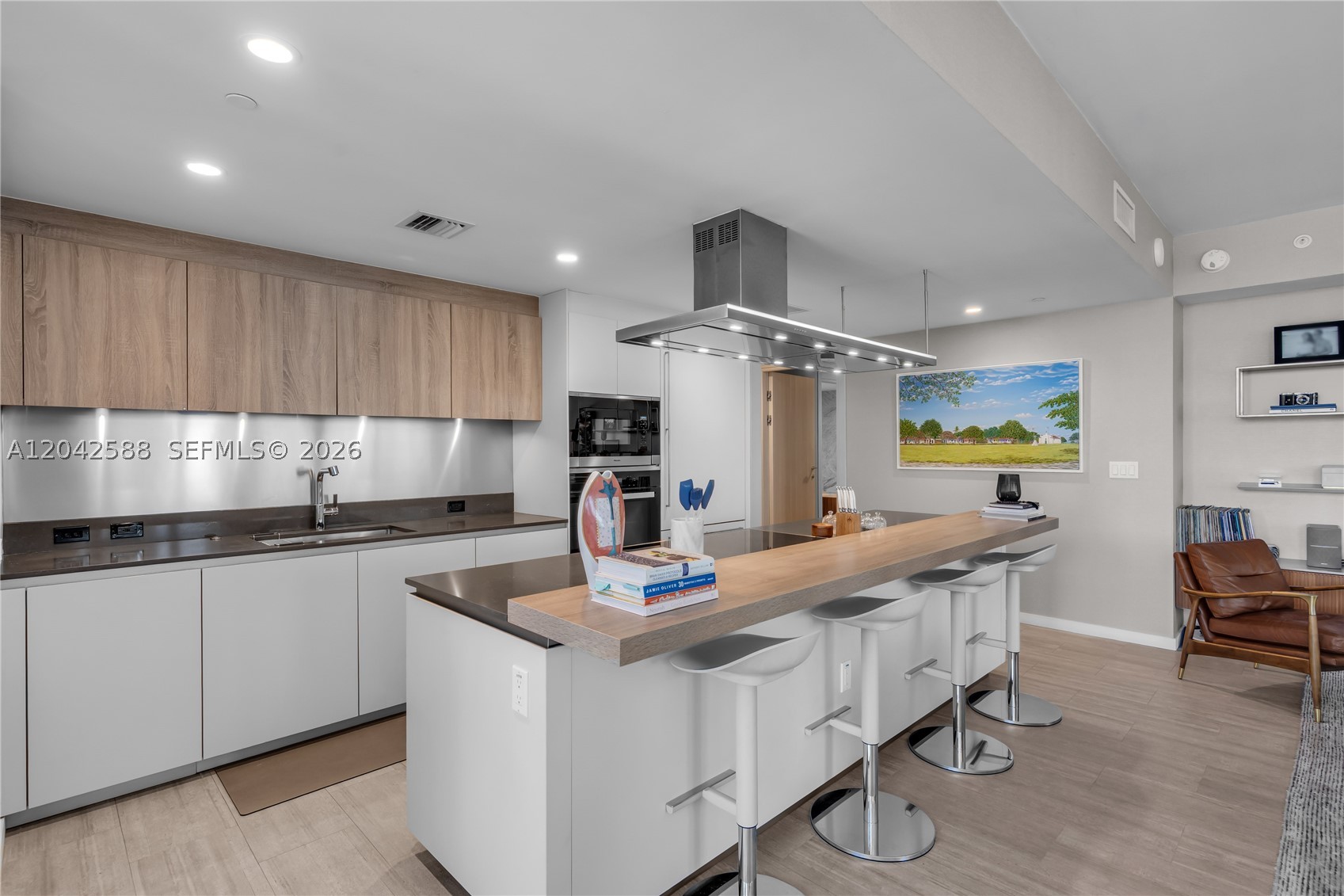 1000 Brickell Plz #2402, Miami FL 33131