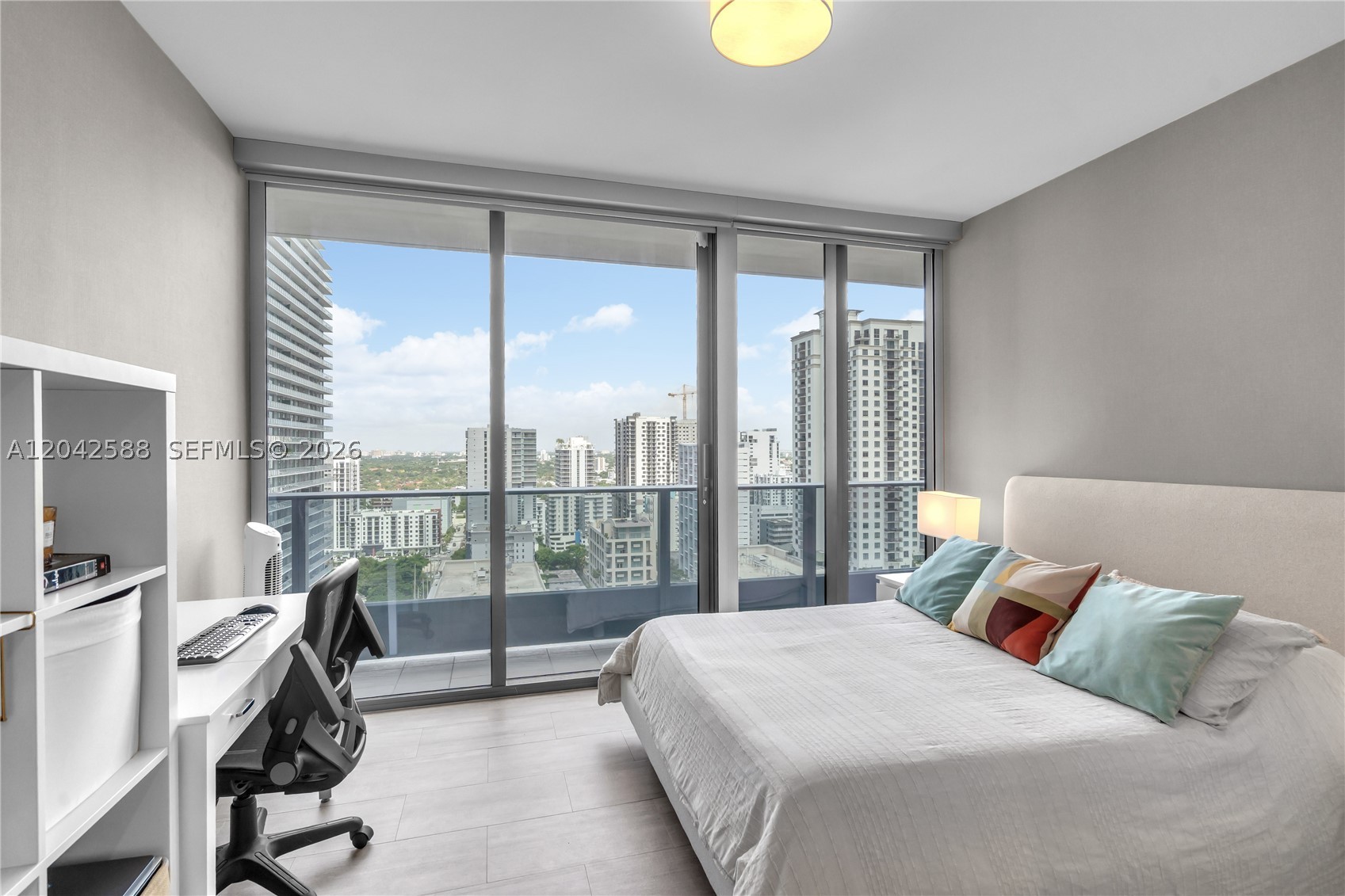 1000 Brickell Plz #2402, Miami FL 33131