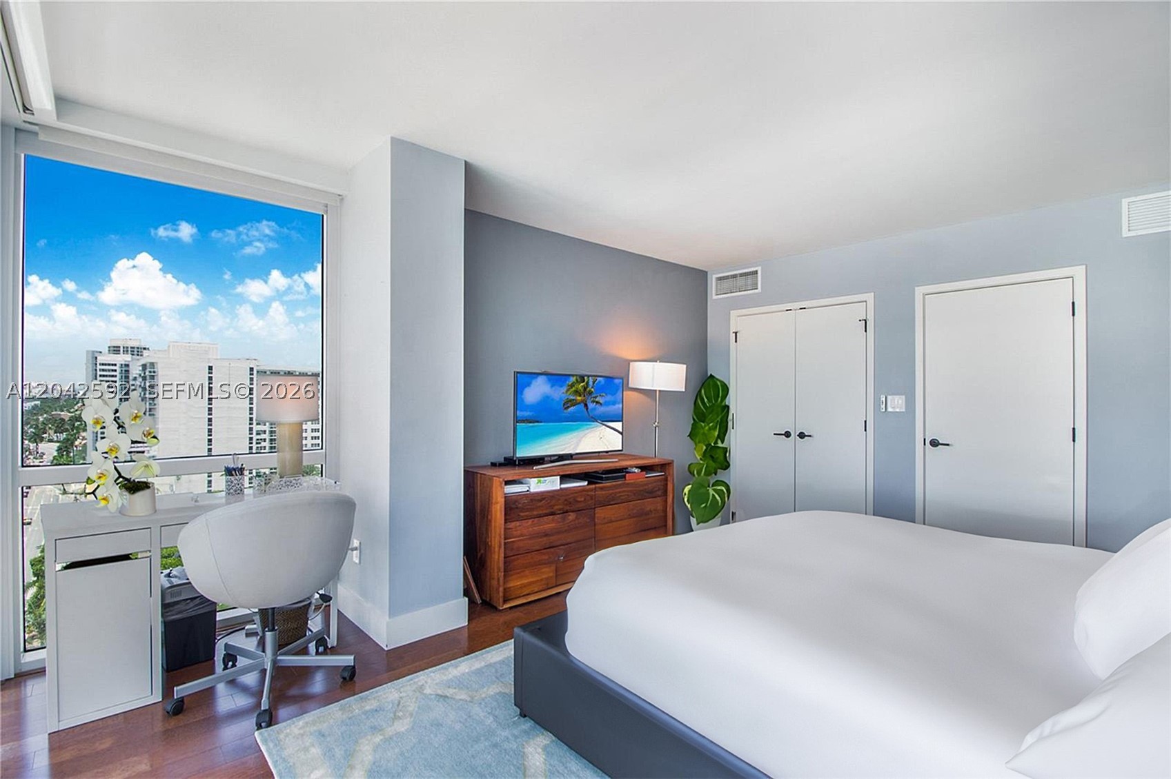 6801 Collins Ave #1101, Miami Beach FL 33141