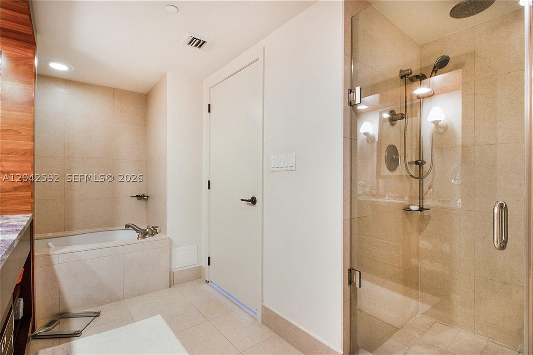 6801 Collins Ave #1101, Miami Beach FL 33141