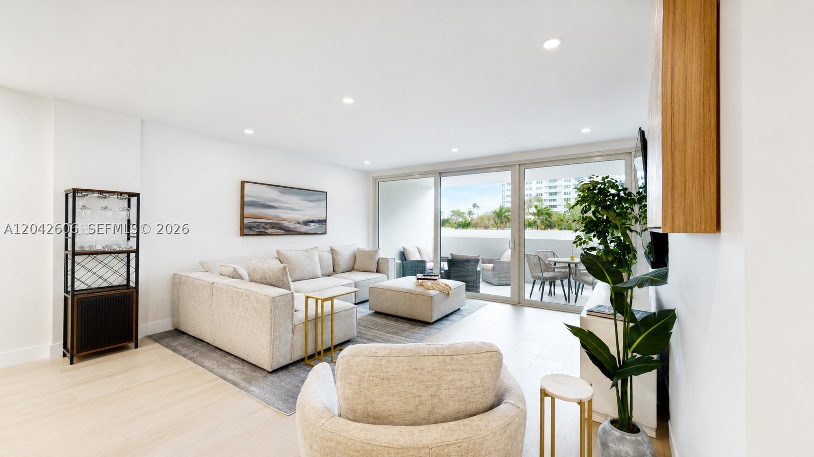 177 Ocean Lane Dr #213, Key Biscayne FL 33149