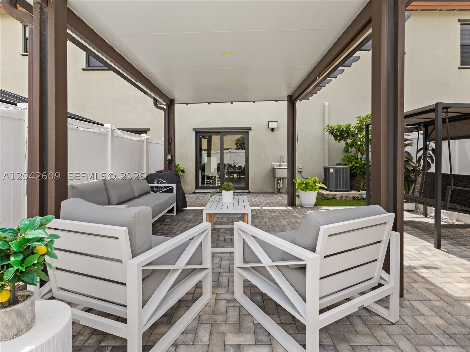 3347 W 106th Ter, Hialeah FL 33018