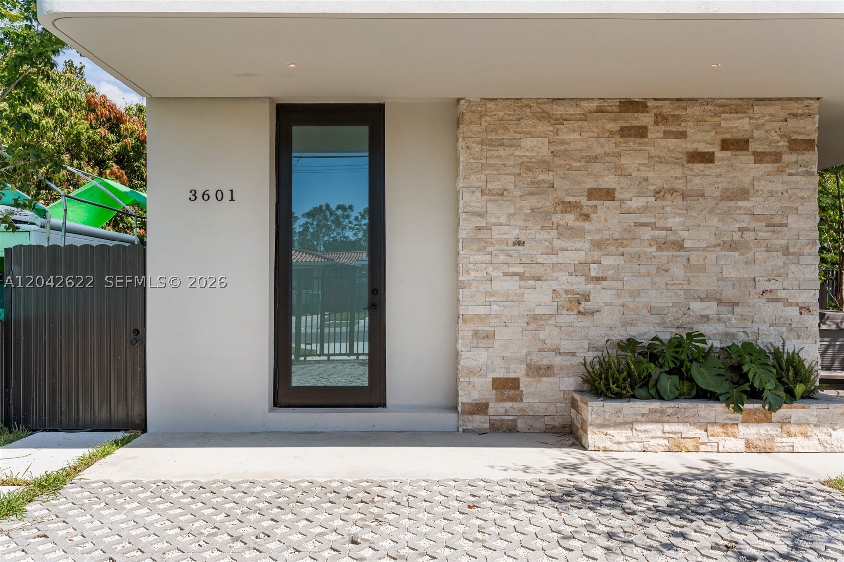 3601 SW 23rd Ter, Miami FL 33145