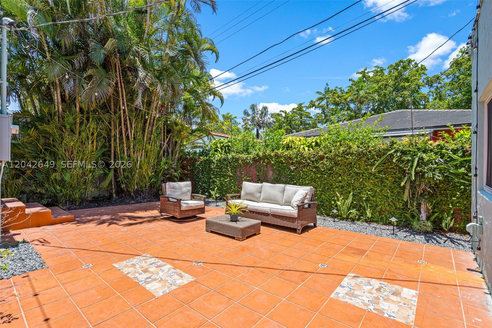 1209 La Mancha Ave, Coral Gables FL 33134