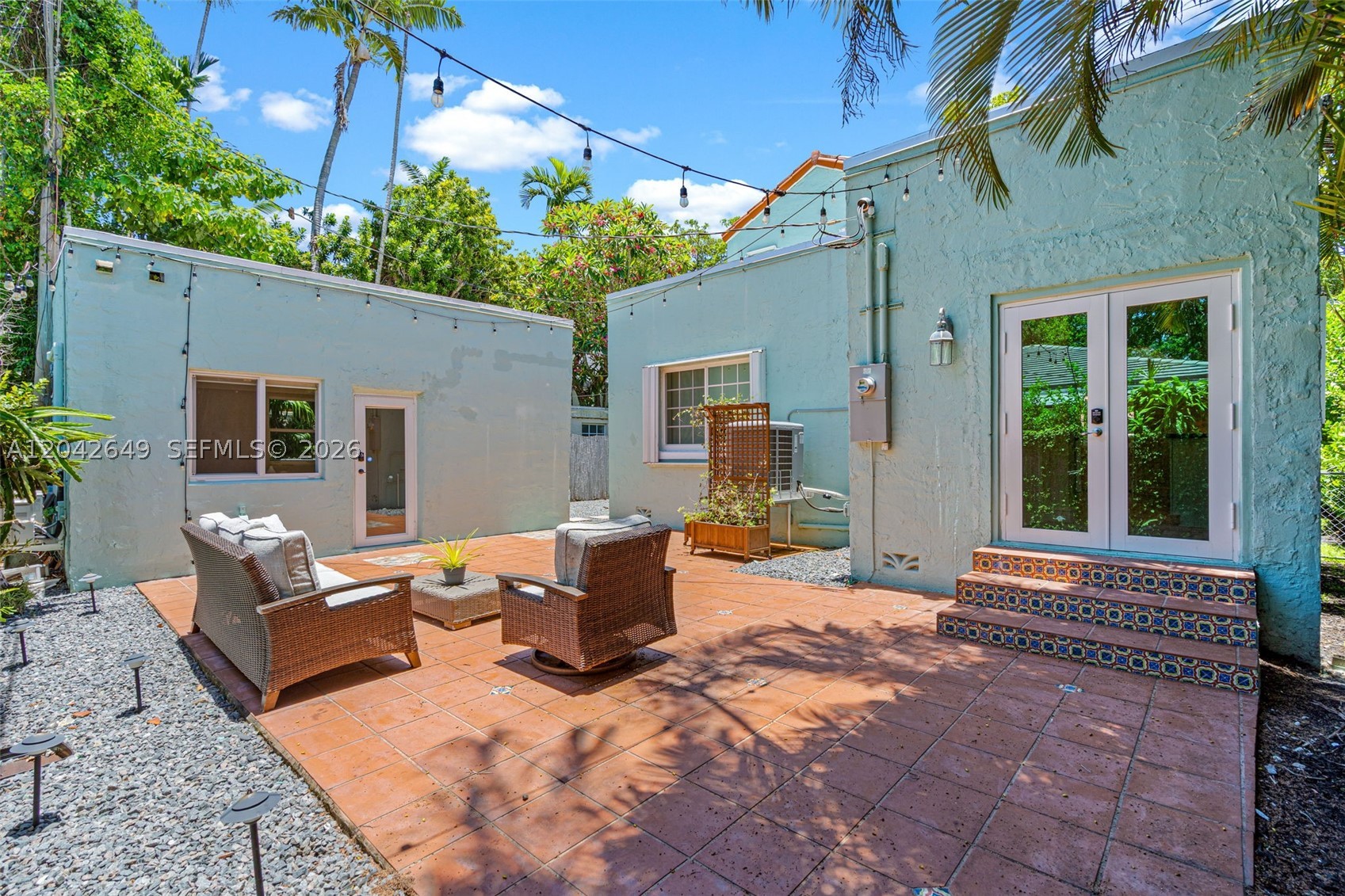 1209 La Mancha Ave, Coral Gables FL 33134