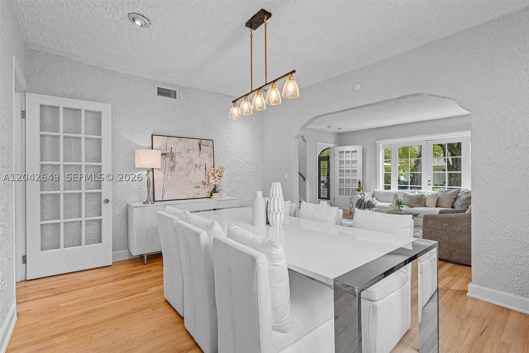 1209 La Mancha Ave, Coral Gables FL 33134