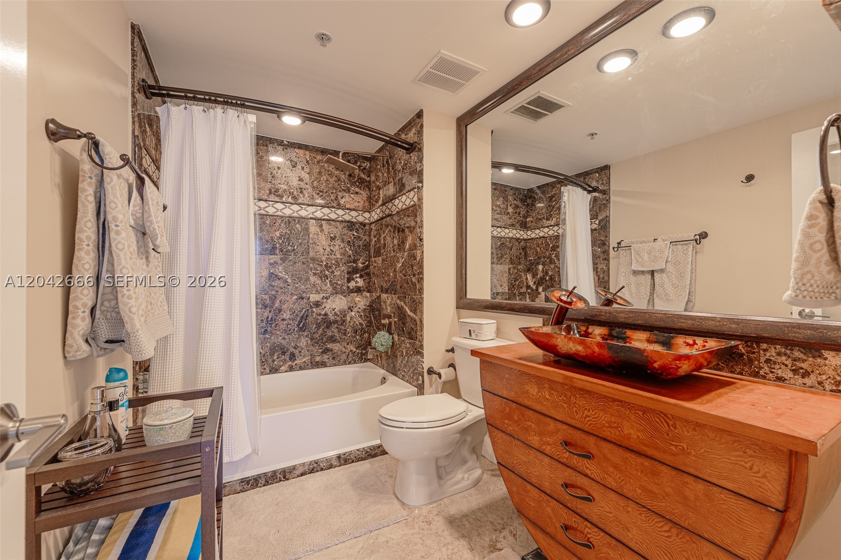 325 S BISCAYNE BLVD #4222, Miami FL 33131