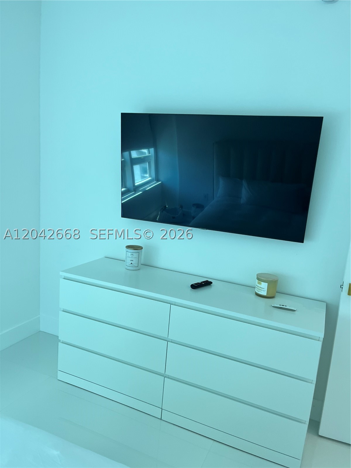 951 Brickell Ave #2704, Miami FL 33131