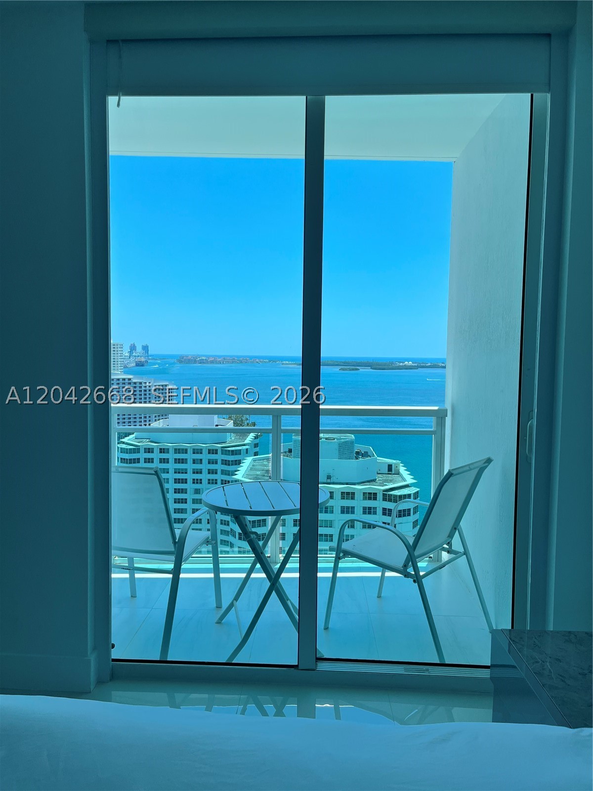 951 Brickell Ave #2704, Miami FL 33131