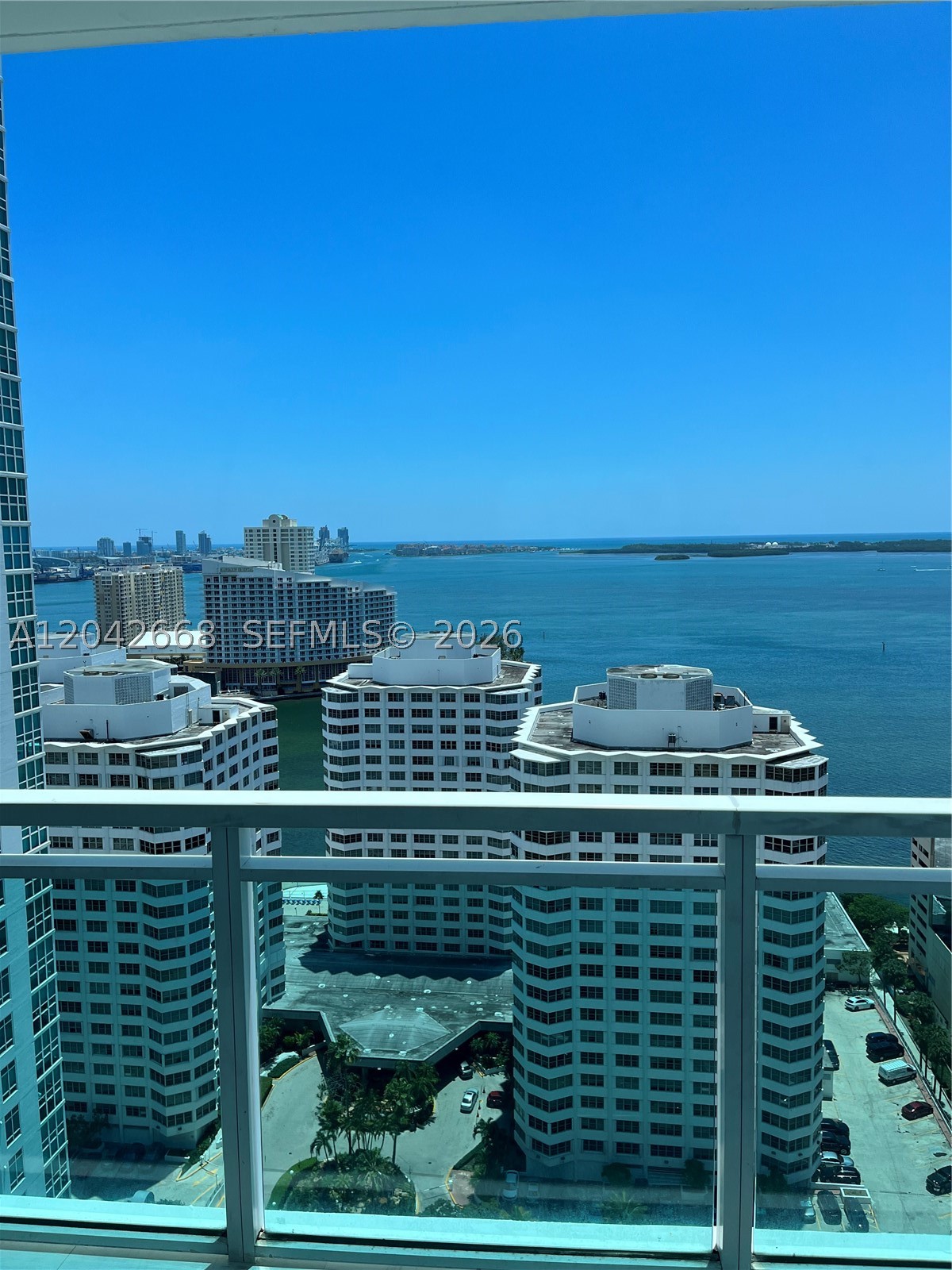 951 Brickell Ave #2704, Miami FL 33131