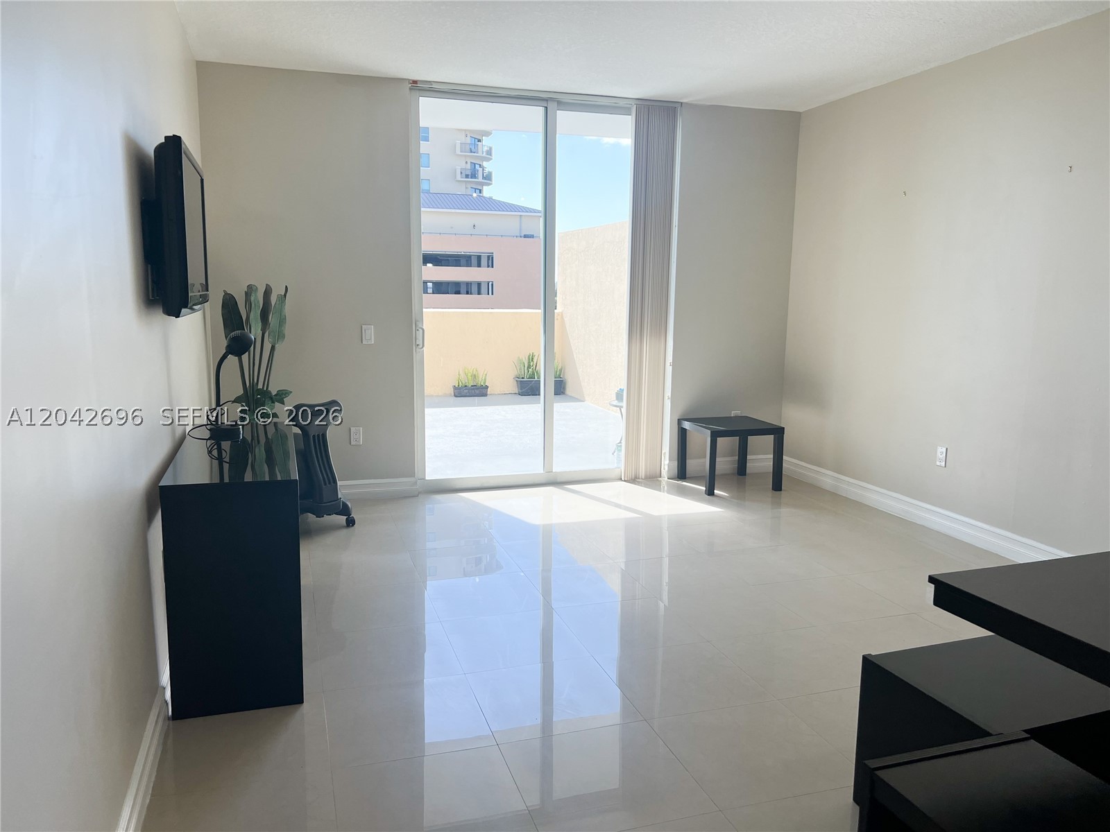 117 NW 42nd Ave #506, Miami FL 33126