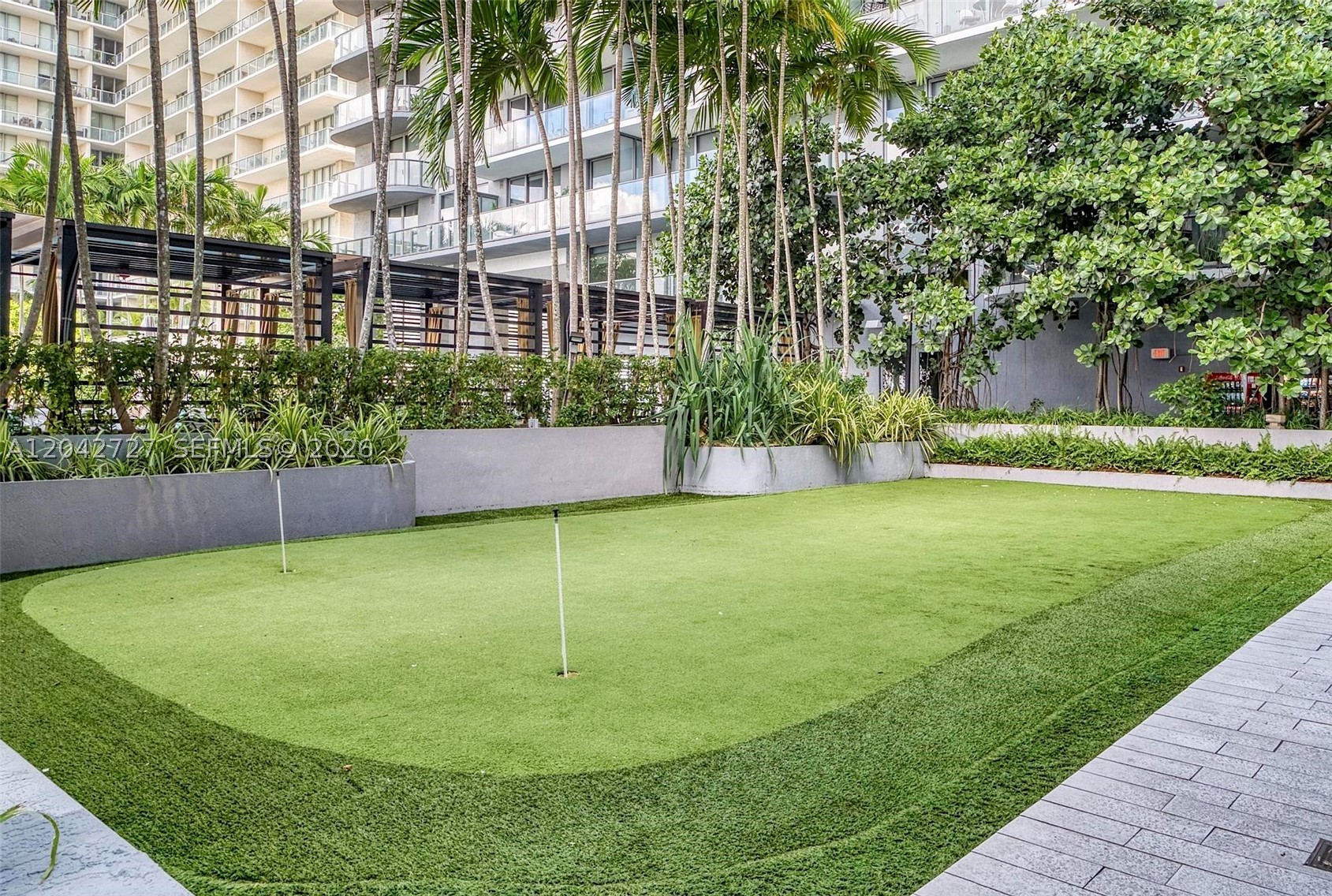 121 NE 34th St #2502, Miami FL 33137