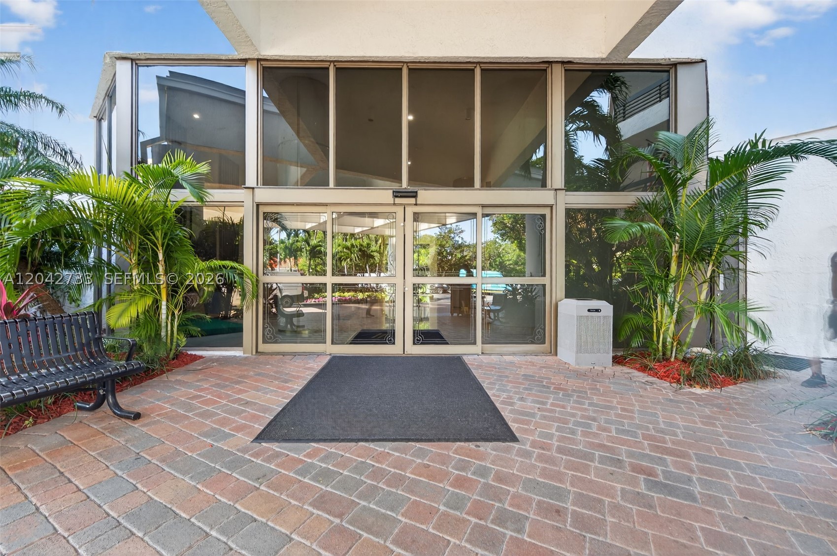 3500 Mystic Pointe Dr #1804, Aventura FL 33180