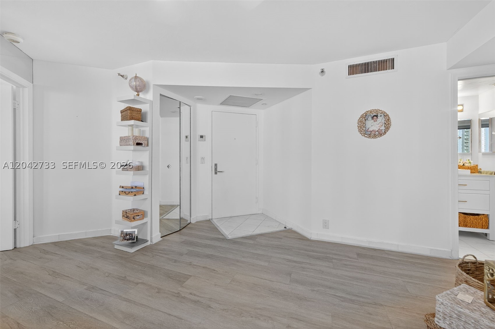 3500 Mystic Pointe Dr #1804, Aventura FL 33180