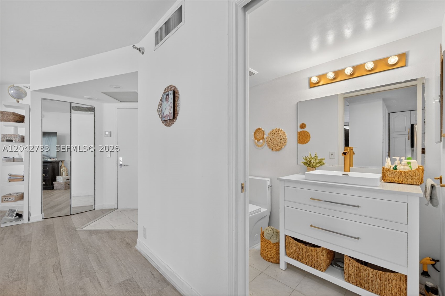 3500 Mystic Pointe Dr #1804, Aventura FL 33180