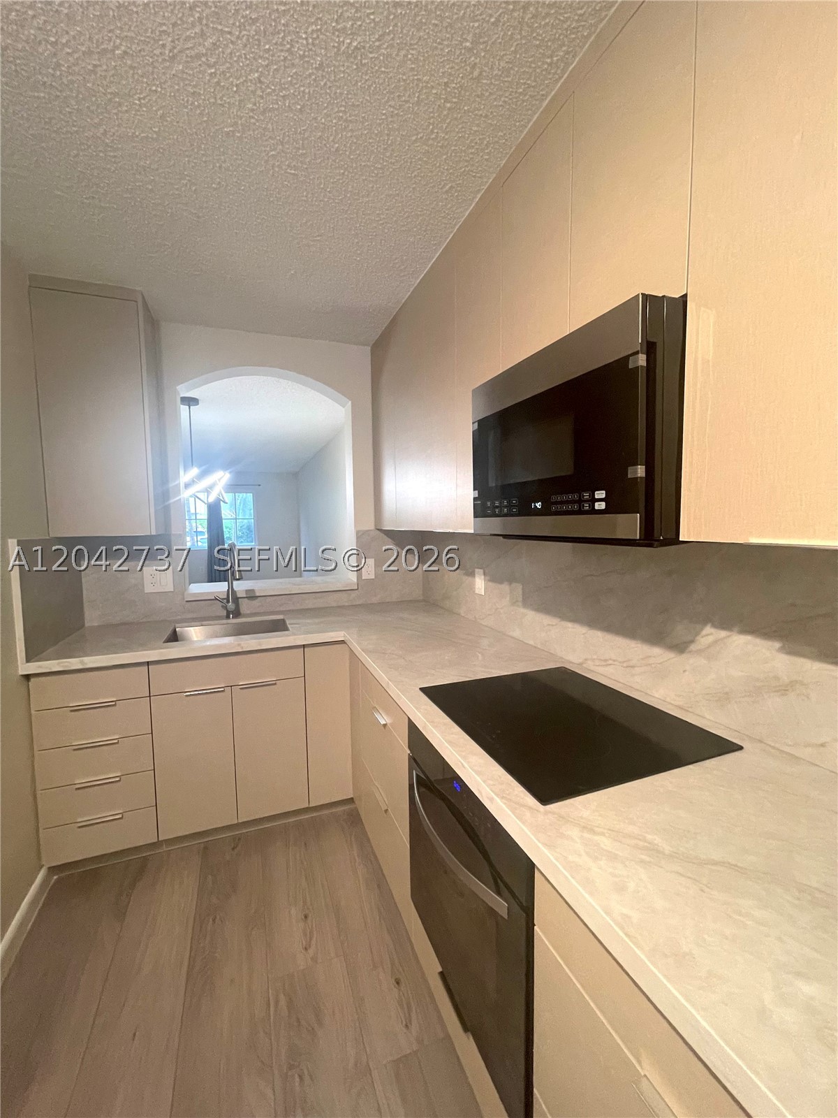 2151 NW 77th Way #102, Pembroke Pines FL 33024