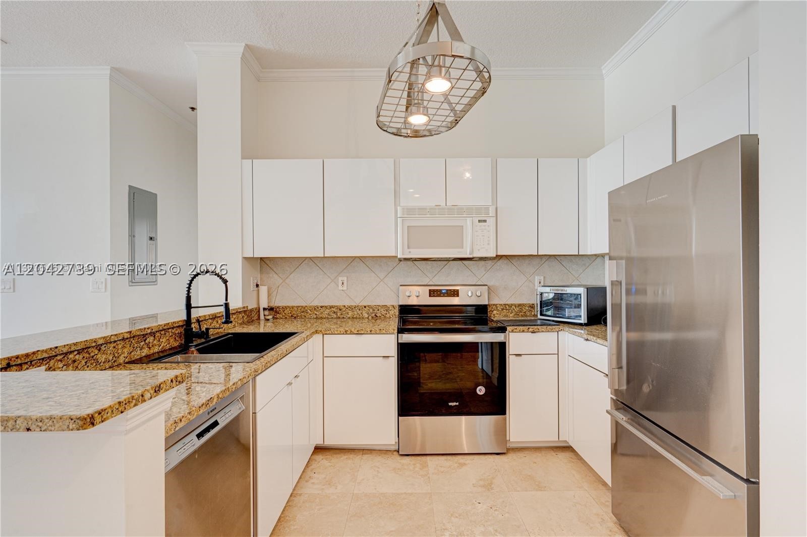 2665 SW 37th Ave #101, Miami FL 33133