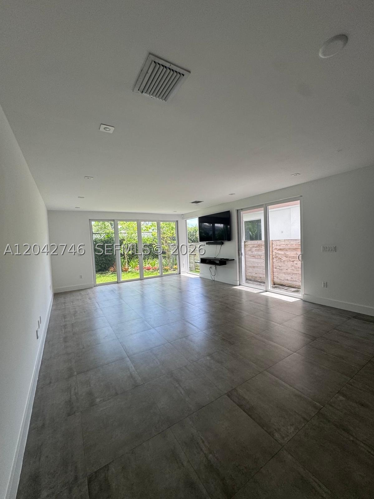 2947 SW 27th Ter #0, Miami FL 33133