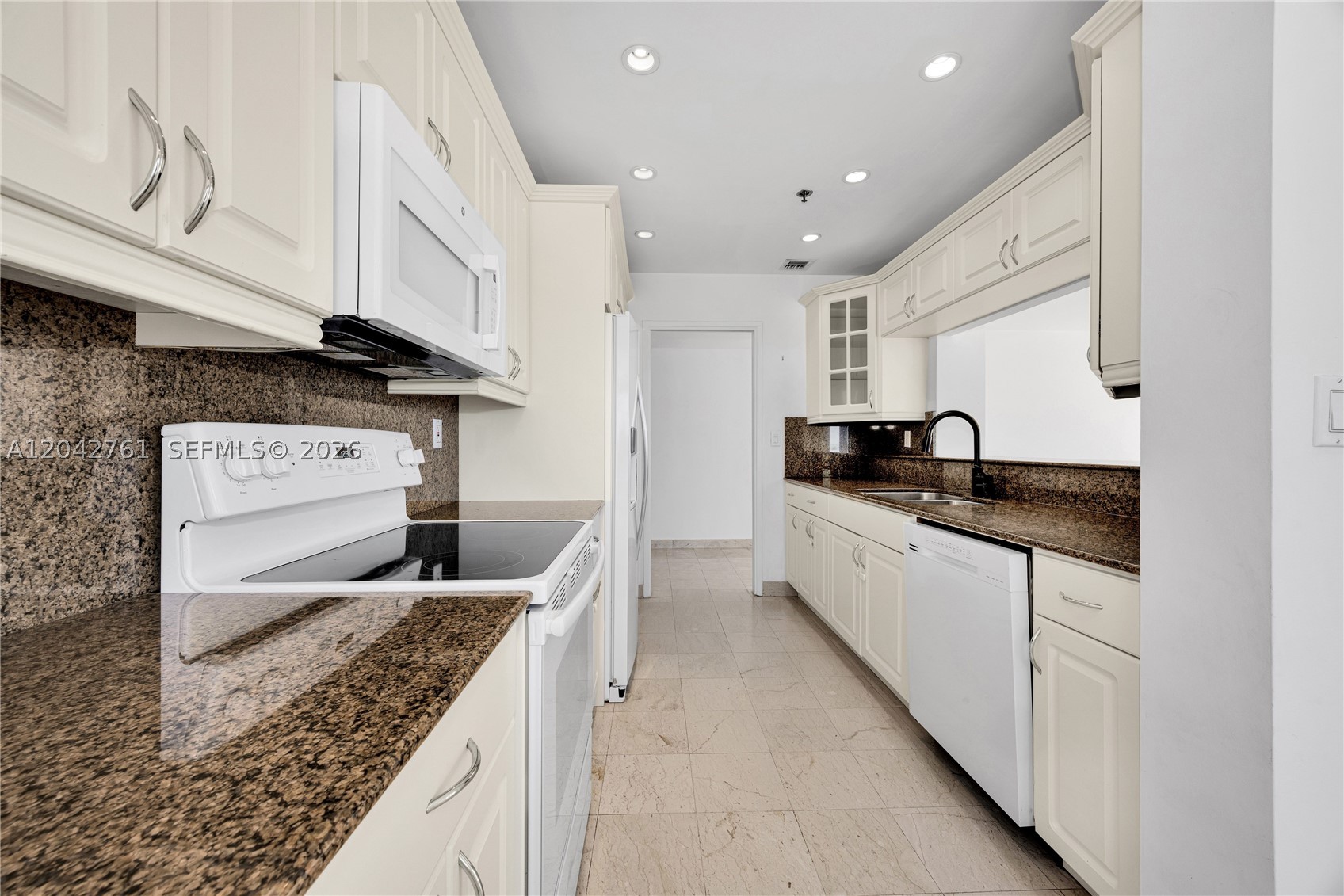 201 Crandon Blvd #643, Key Biscayne FL 33149