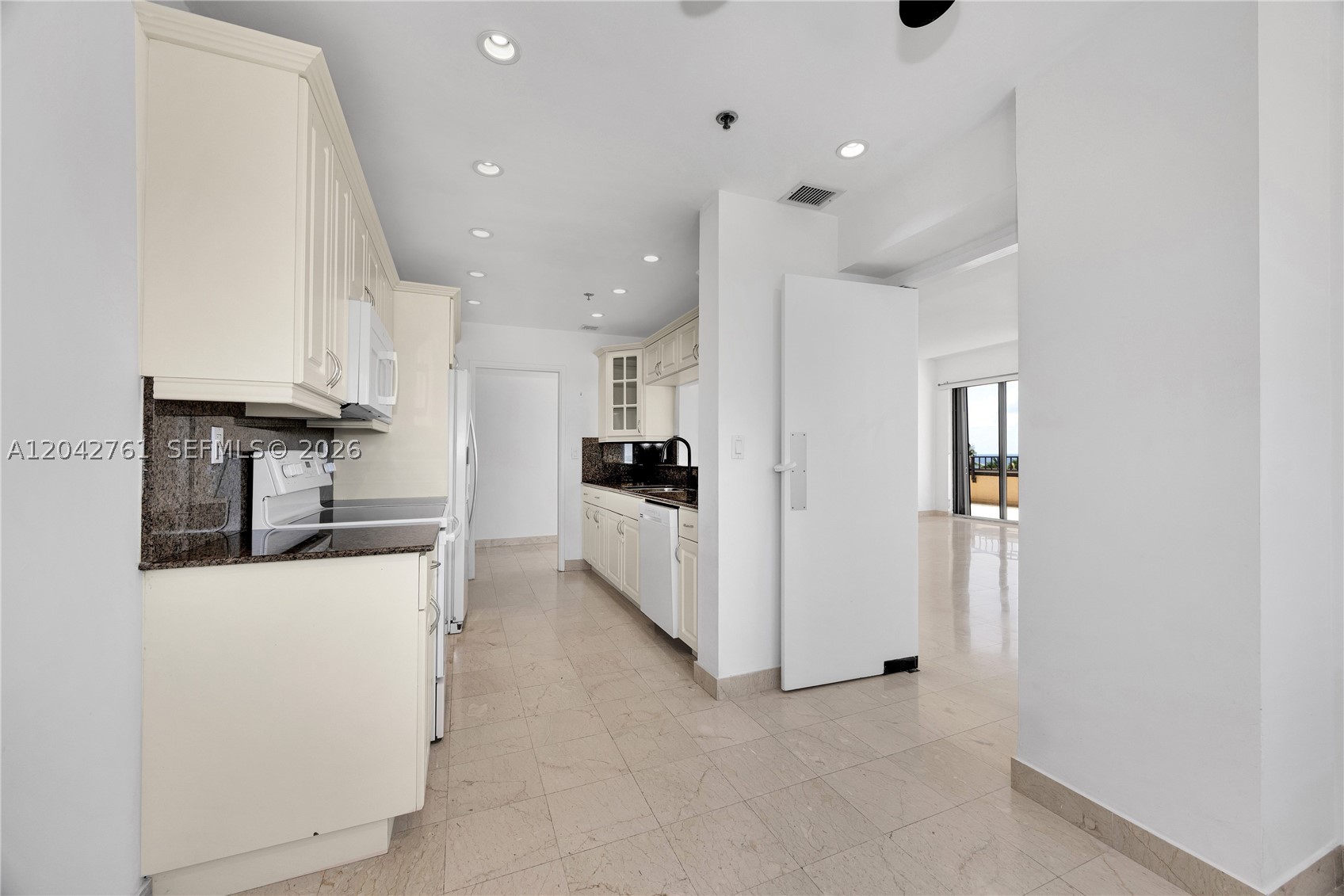 201 Crandon Blvd #643, Key Biscayne FL 33149