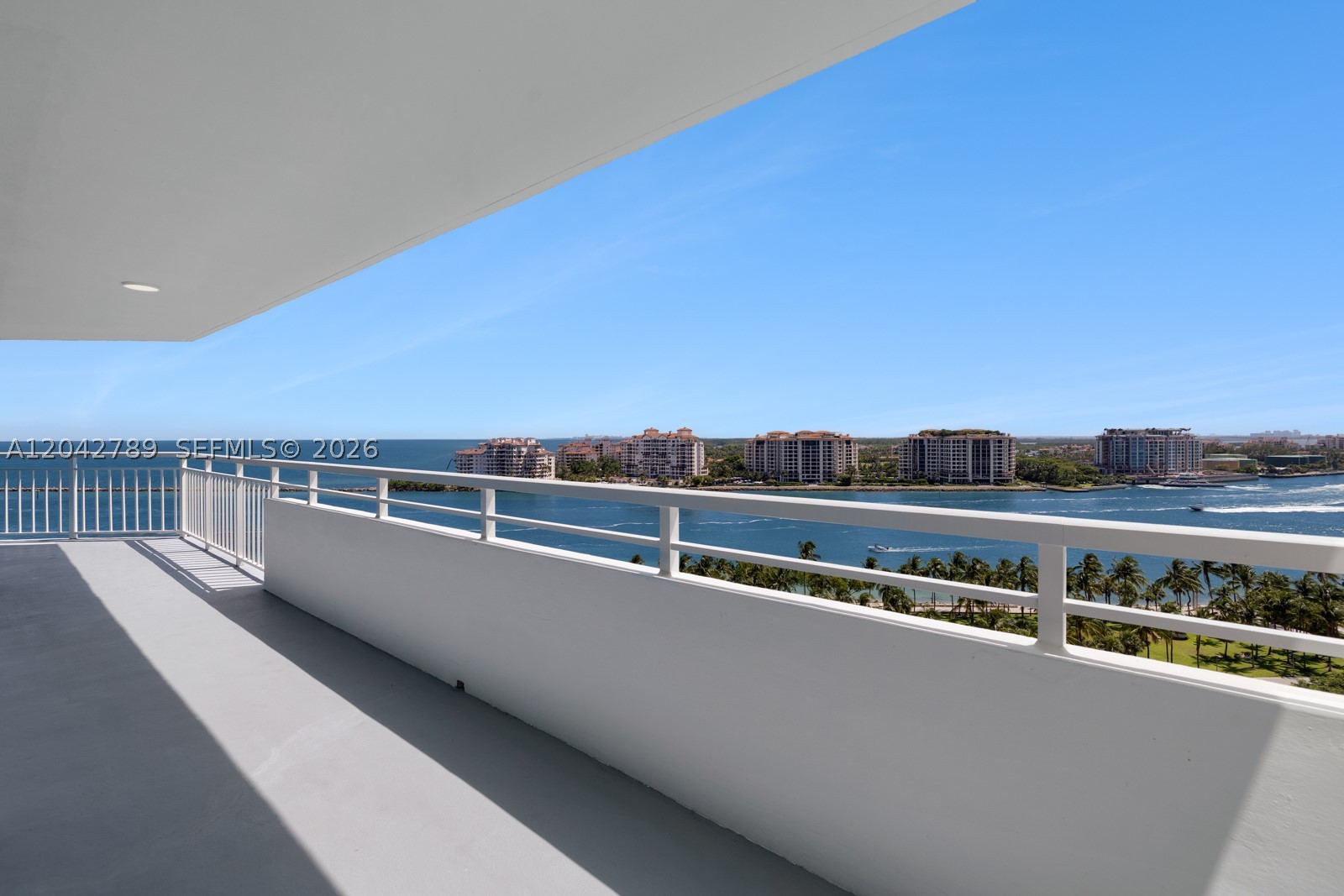 400 S Pointe Dr #1503/04, Miami Beach FL 33139