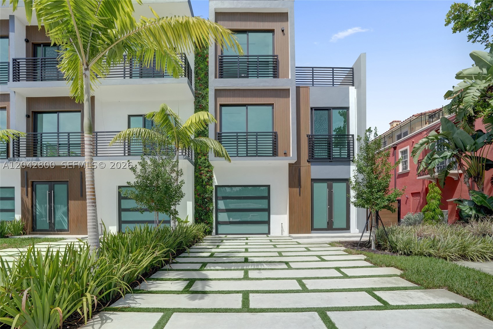 1825 NE 26th Ave #1, Fort Lauderdale FL 33305
