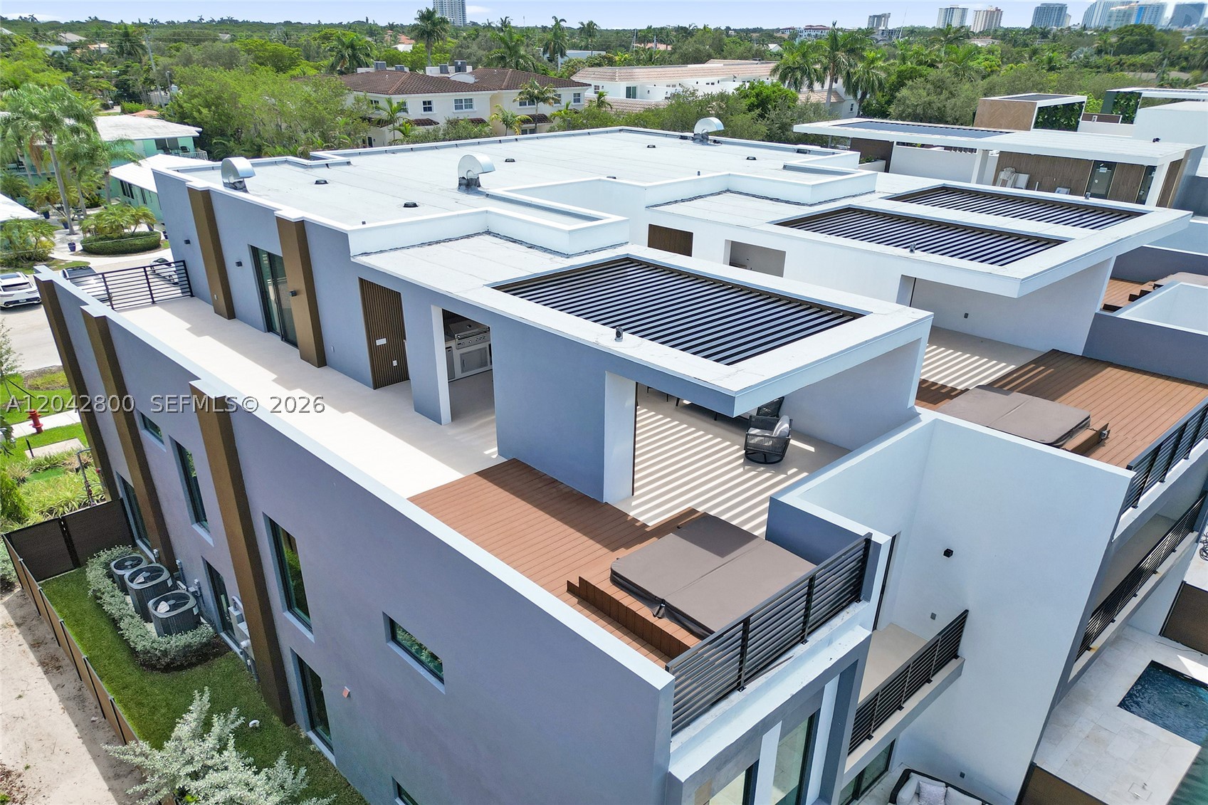1825 NE 26th Ave #1, Fort Lauderdale FL 33305
