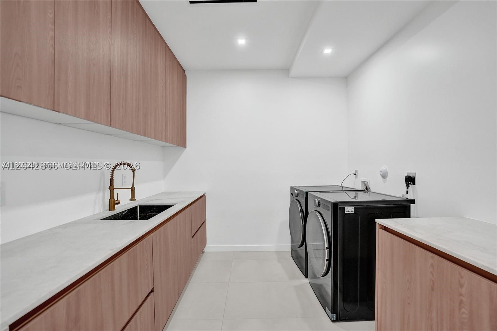 1825 NE 26th Ave #1, Fort Lauderdale FL 33305