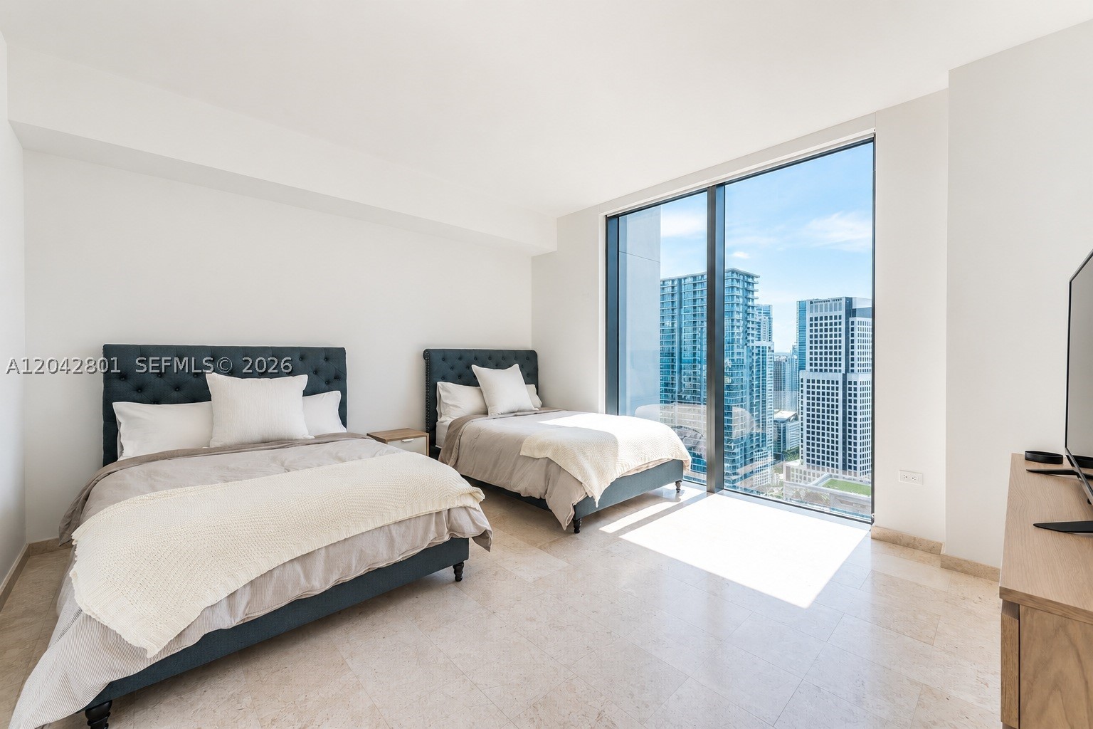 88 SW 7 Street #3403, Miami FL 33130
