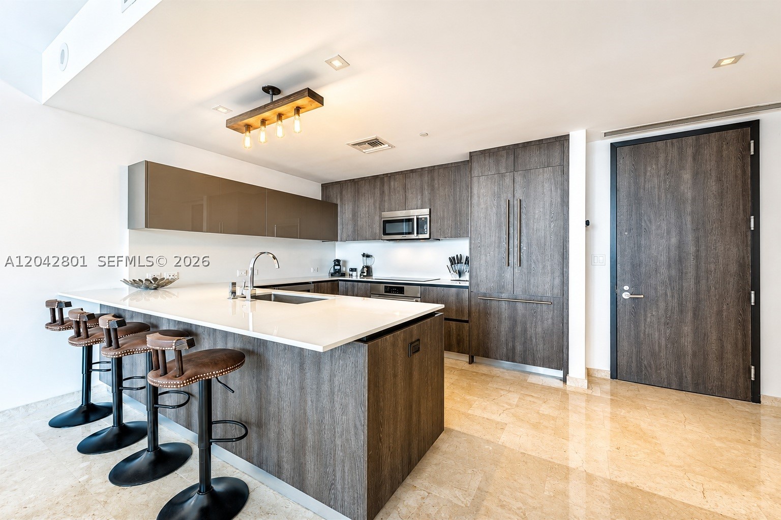 88 SW 7 Street #3403, Miami FL 33130