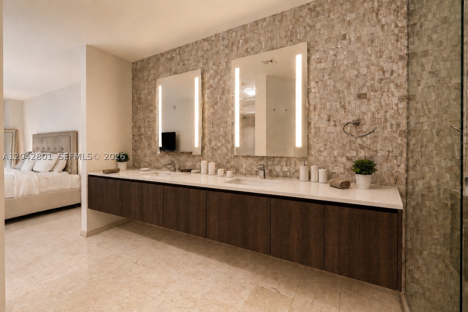 88 SW 7 Street #3403, Miami FL 33130