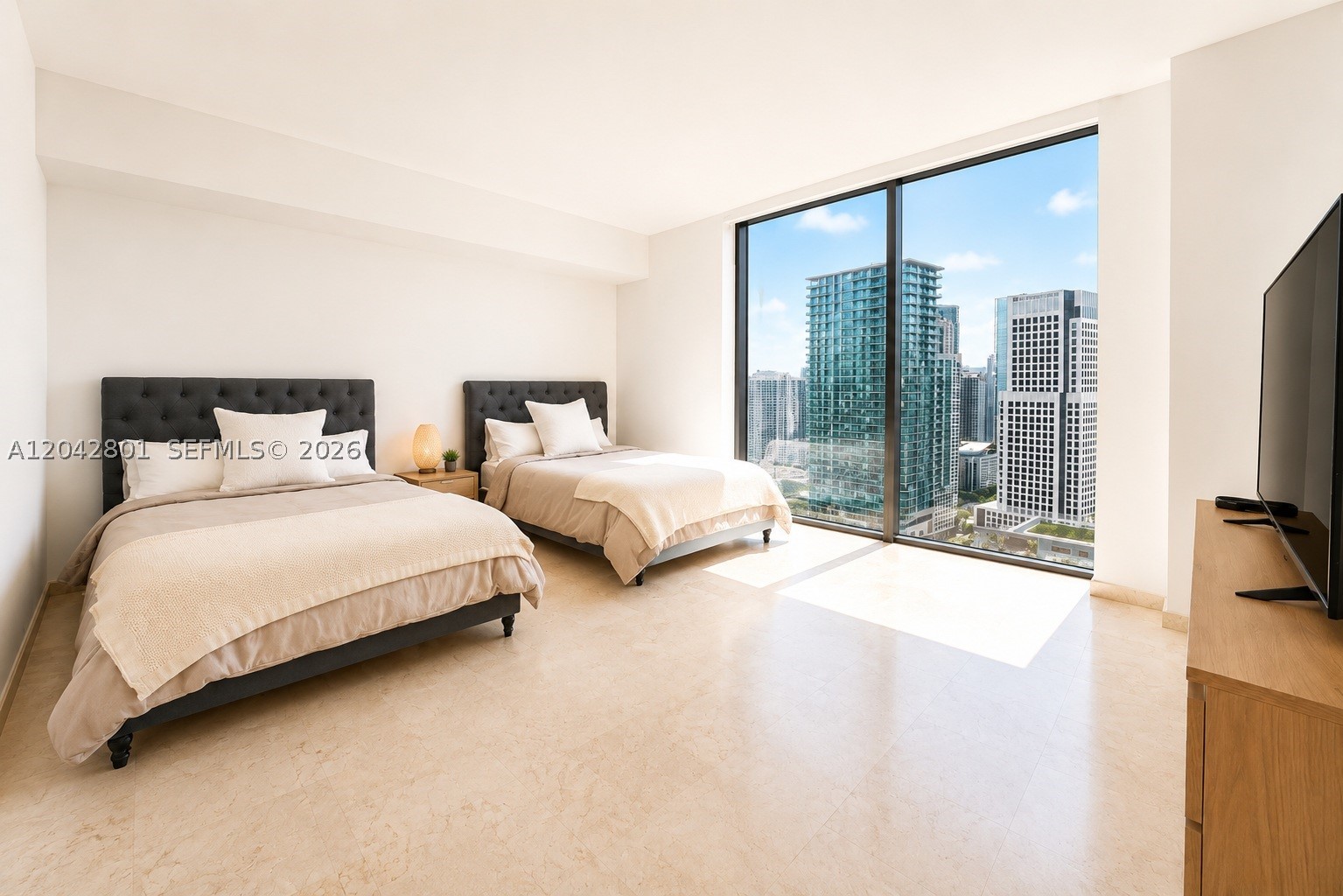 88 SW 7 Street #3403, Miami FL 33130