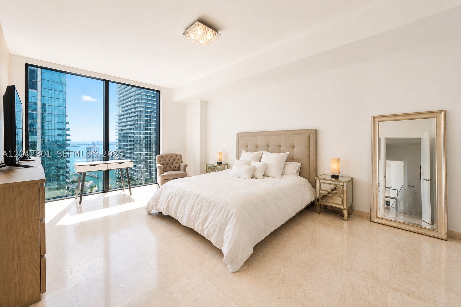 88 SW 7 Street #3403, Miami FL 33130
