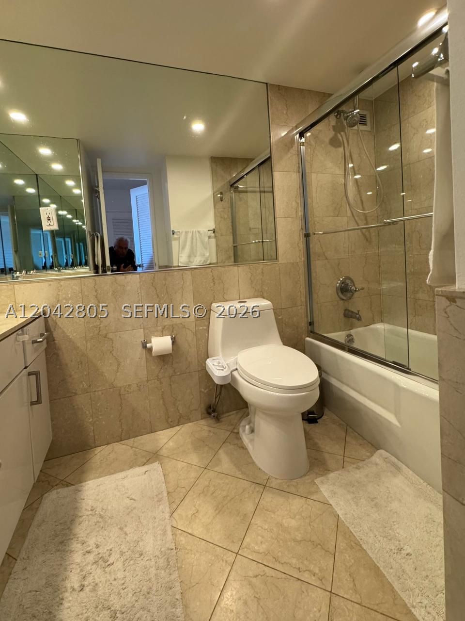 5161 E Collins Ave #1612, Miami Beach FL 33140