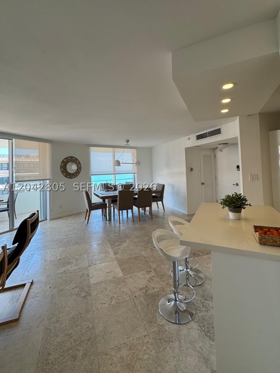 5161 E Collins Ave #1612, Miami Beach FL 33140
