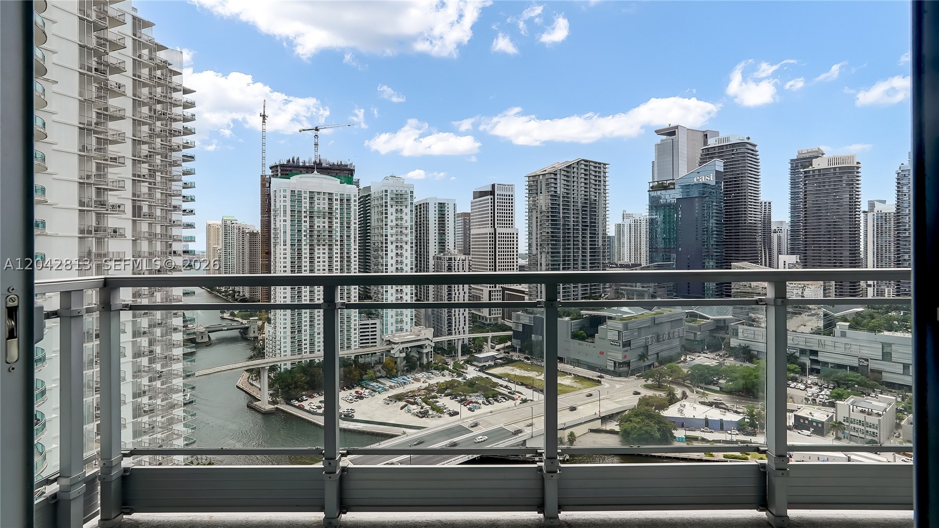 90 SW 3rd St #3003, Miami FL 33130