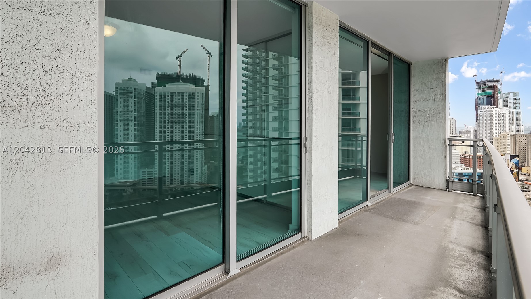90 SW 3rd St #3003, Miami FL 33130