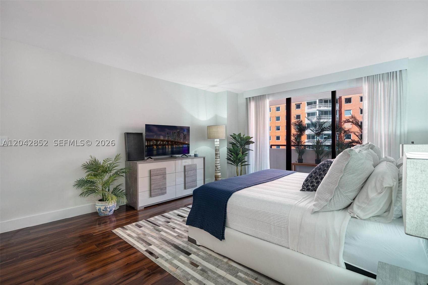 1581 Brickell Ave #1805, Miami FL 33129