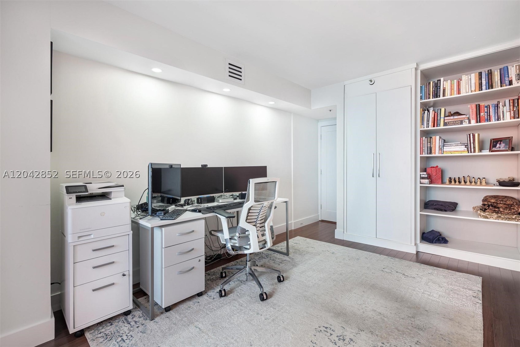 1581 Brickell Ave #1805, Miami FL 33129