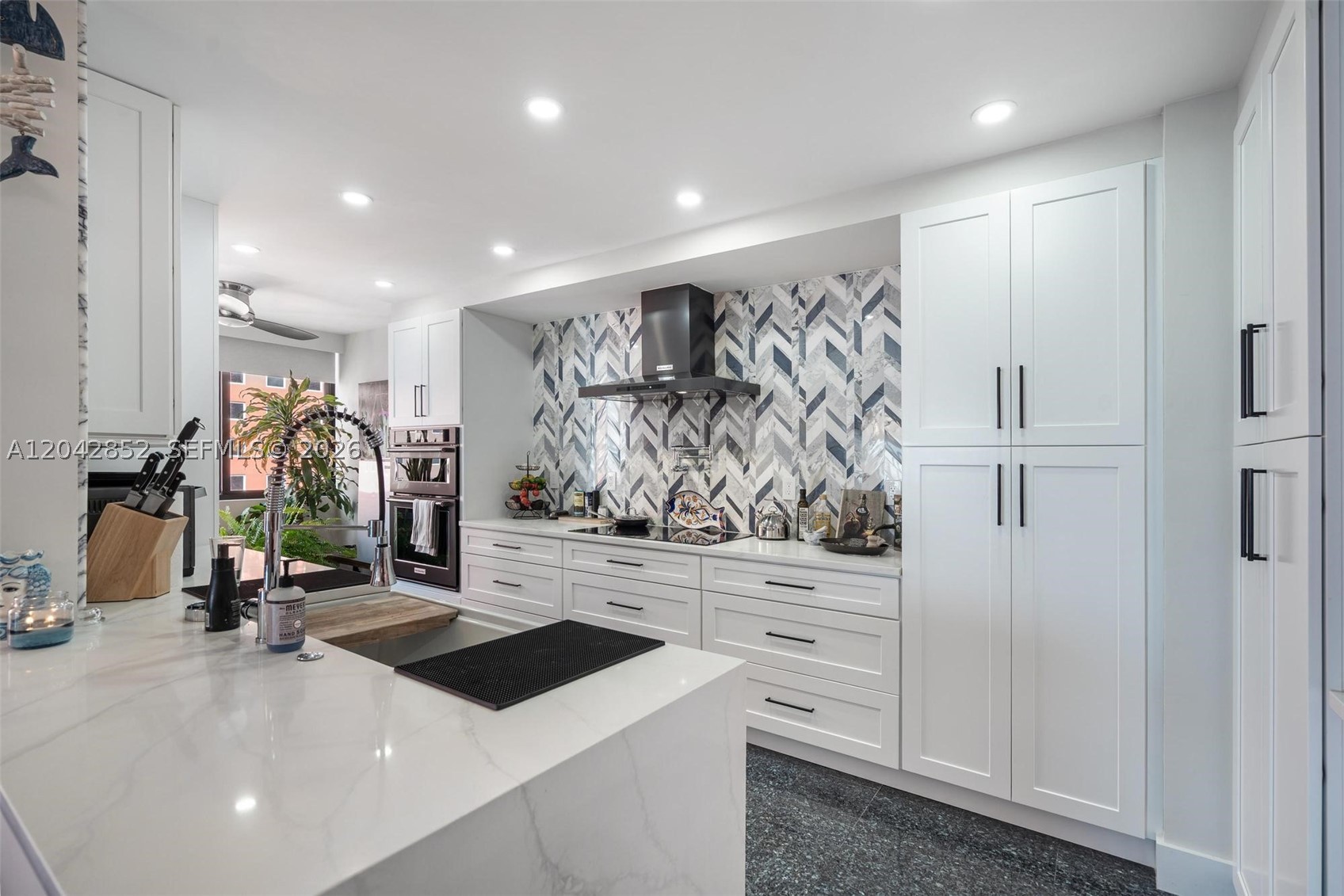1581 Brickell Ave #1805, Miami FL 33129